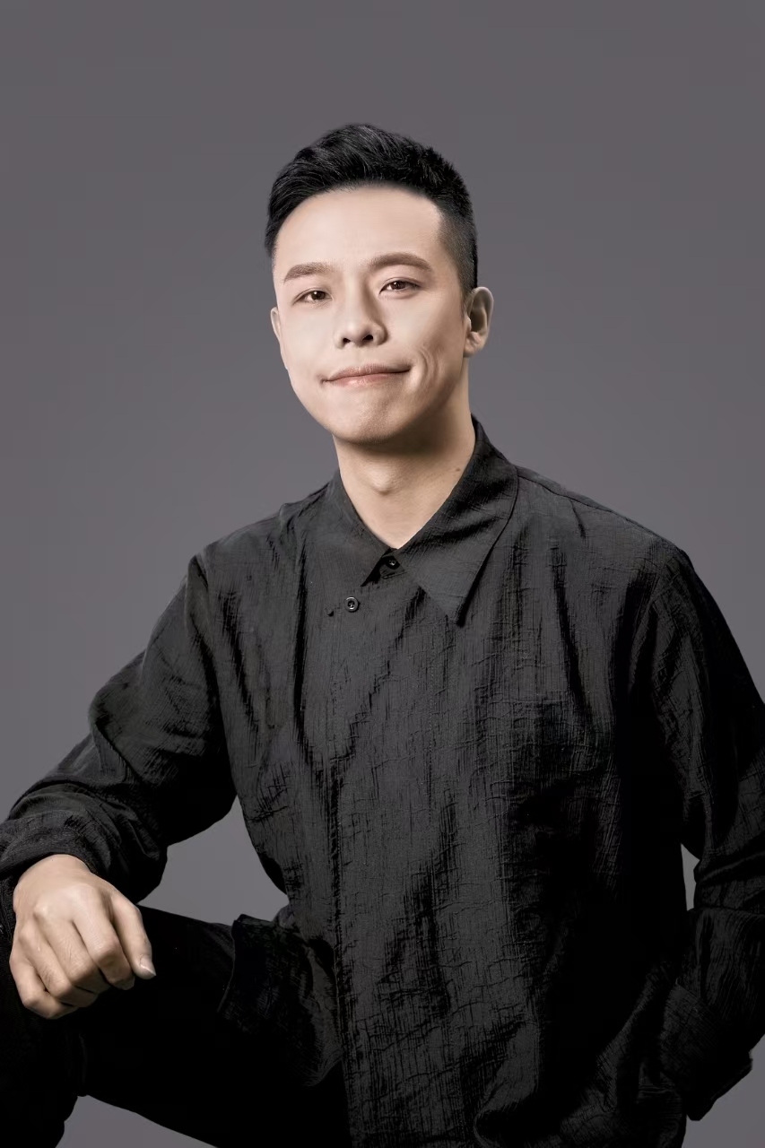 李云白